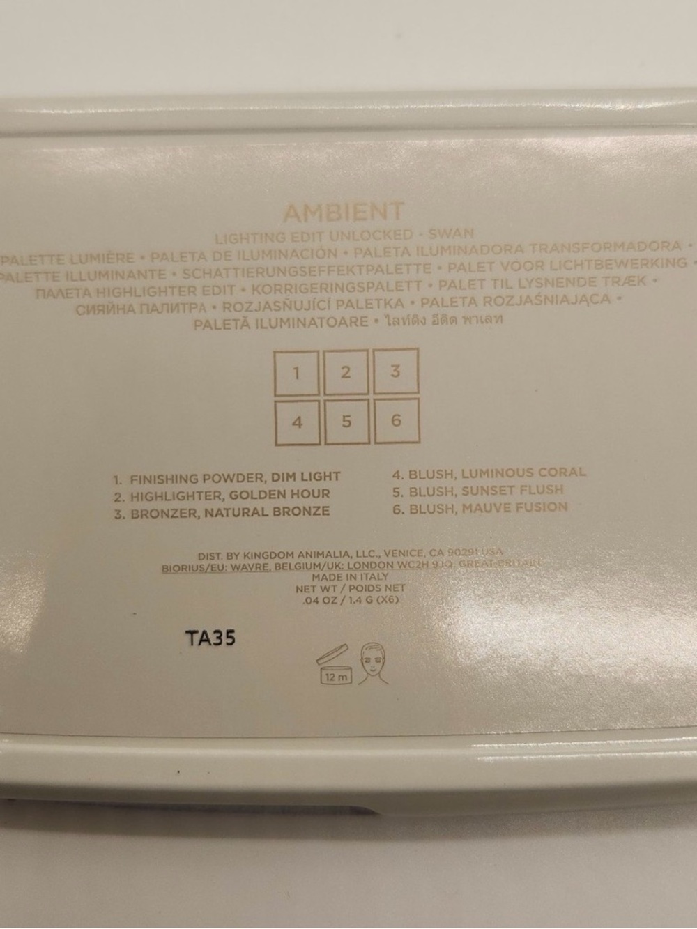 Hourglass Ambient Palette - White with Gold Accents - Picture 2 of 6